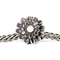 Charm Trollbeads Donna Fiori di nascita in Argento Perla TAGBE-00037 - TAGBE-00037